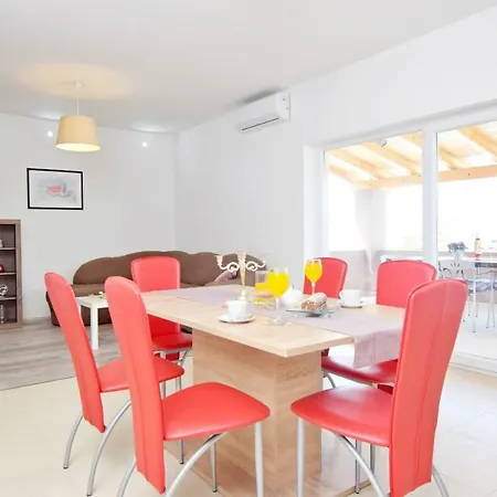 Dom wakacyjny House Gabriela Sukošan